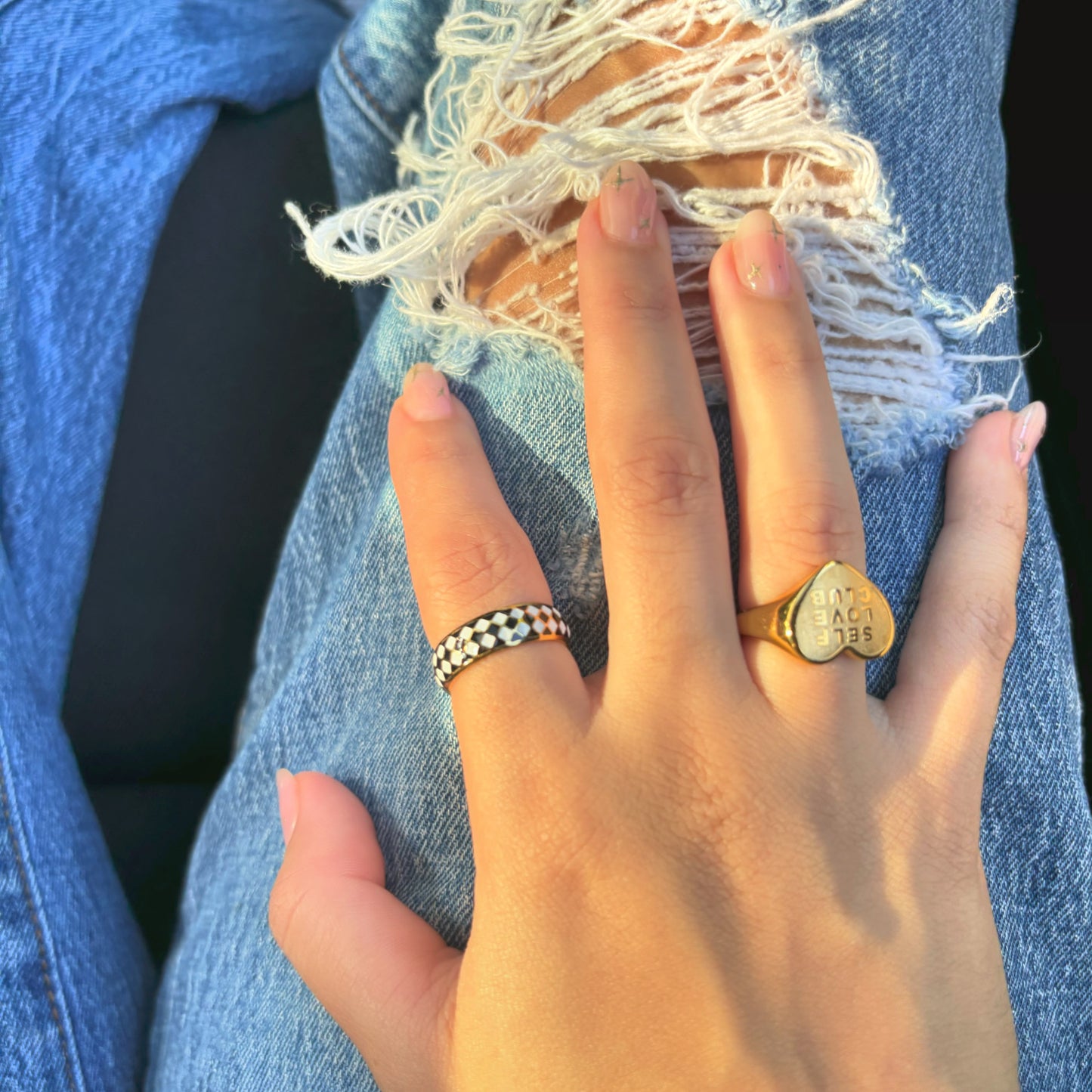 Checkered Ring