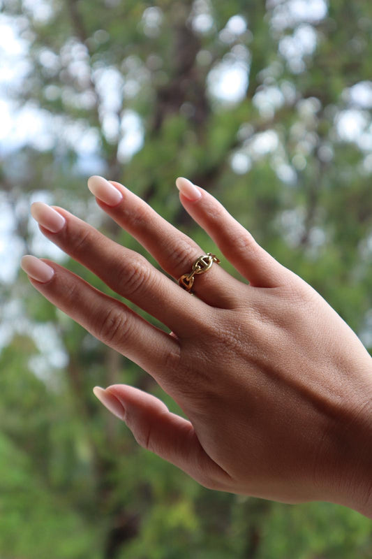 Cresida Ring