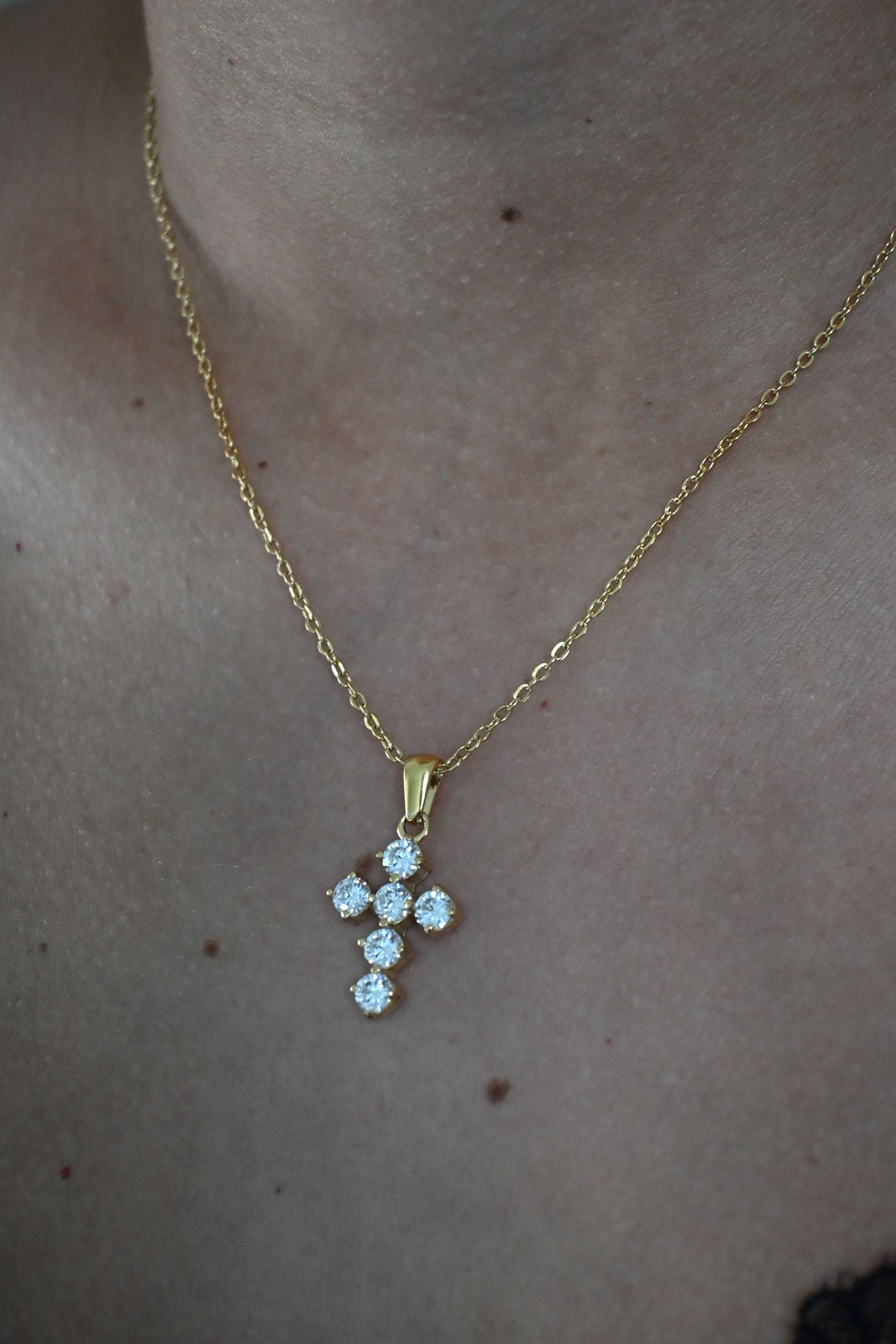 Cruz Necklace